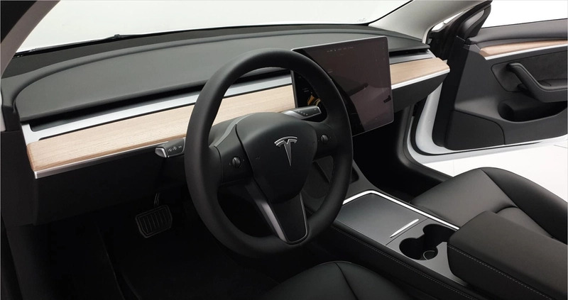 Tesla Model 3 cena 213990 przebieg: 5, rok produkcji 2023 z Kartuzy małe 407